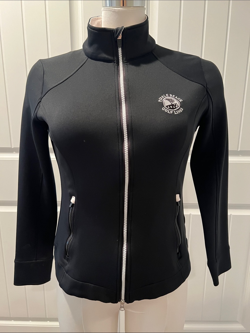 Pebble Beach Black Zip-Front Women’s Jacket with Stand Collar